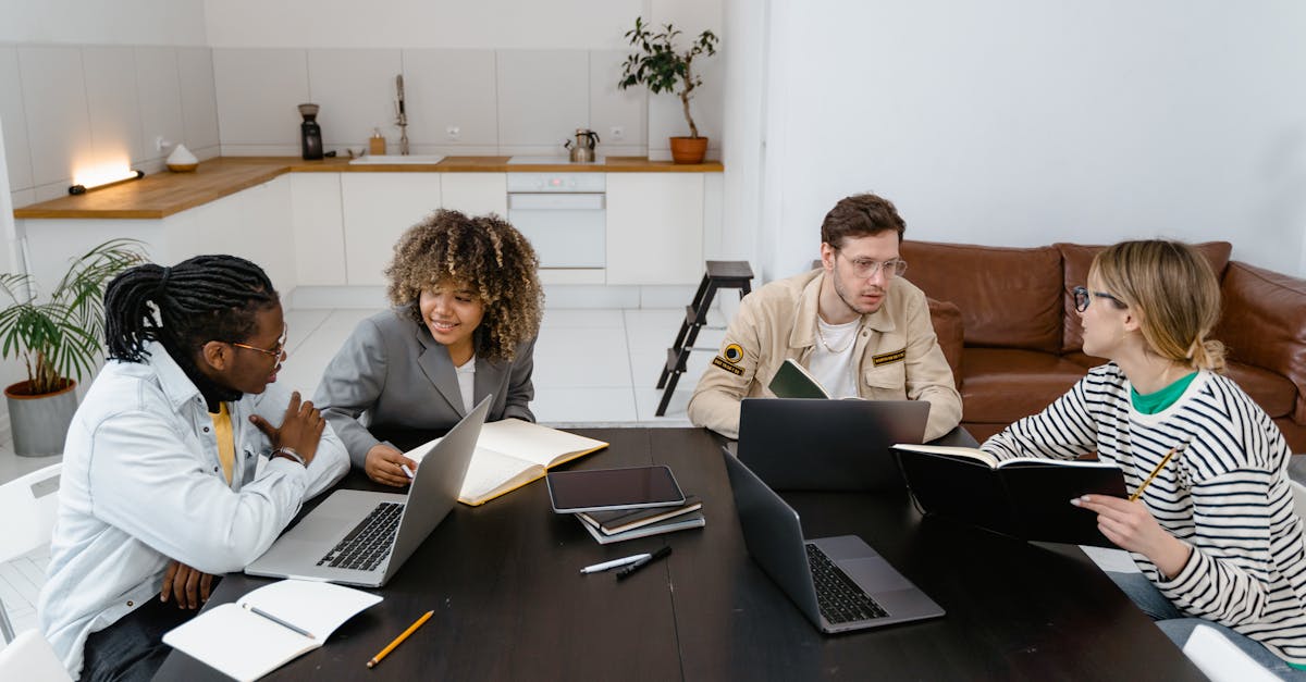 实名微信号买卖：实名制账户对于网络媒体的影响